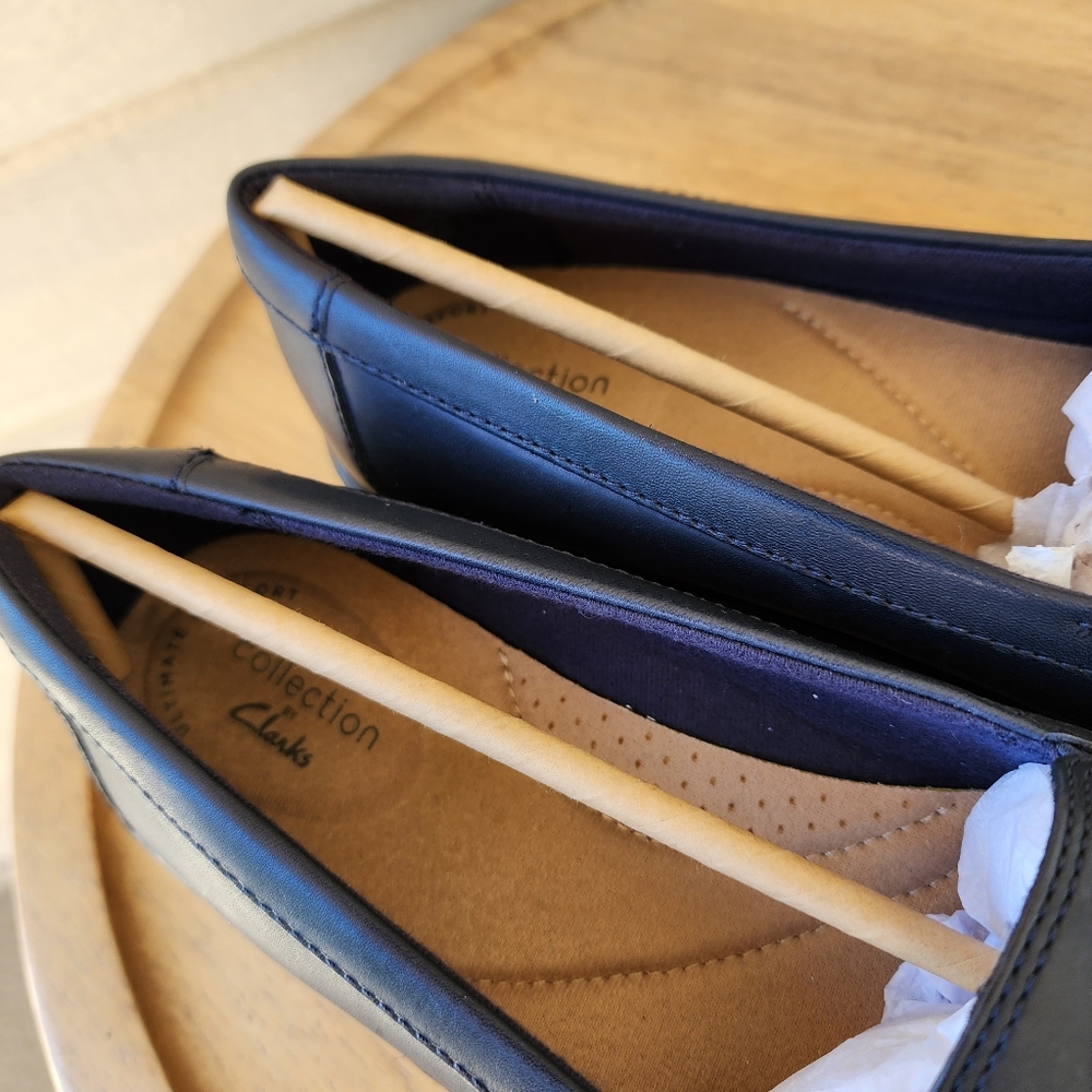 Clarks Ashland Lily navy blue loafer - Picture 4 of 9